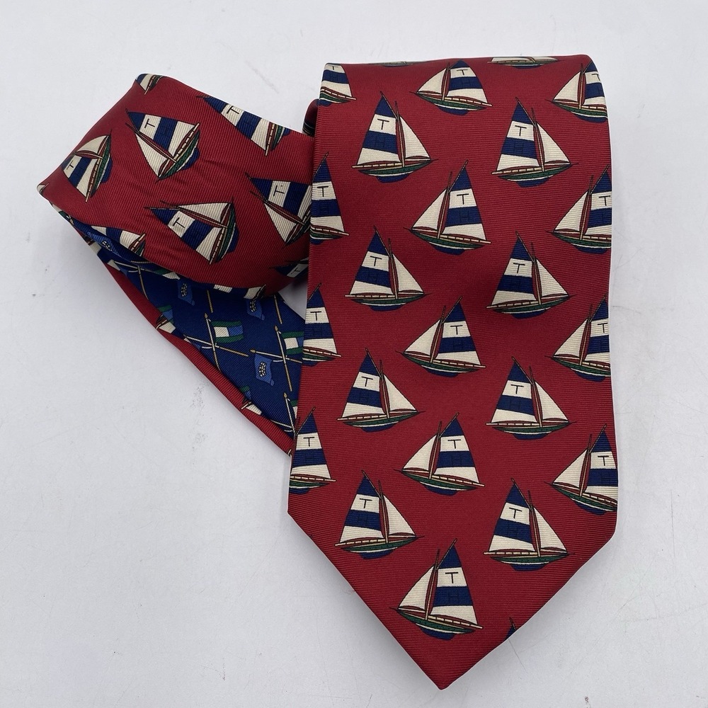 VINTAGE Tommy Hilfiger Tie Red Sailboats Sailing Flags Boats Imported Silk USA